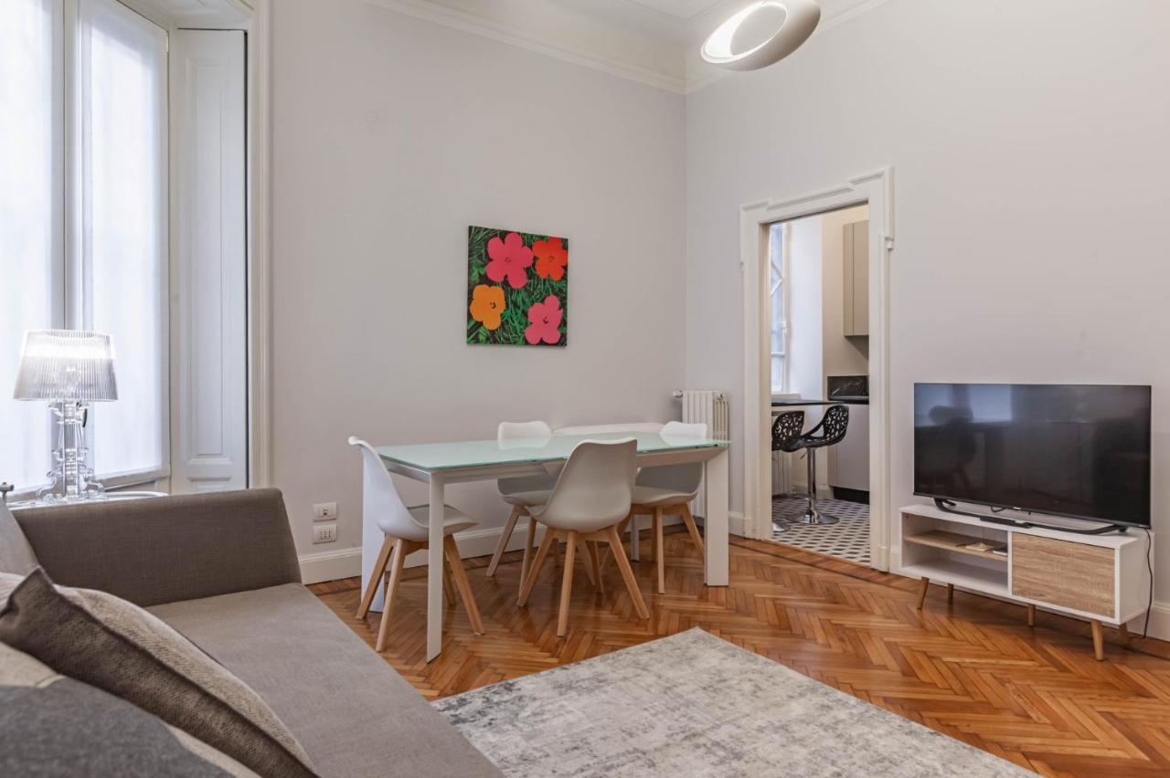 Apartment Easylife: Cozy Retreat In Milan's Historic Center