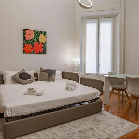 Easylife: Cozy Retreat in Milan's Historic Center Apartment Exterior photo